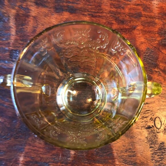 Federal Madrid Yellow Depression Glass Sugar Bowl - Picture 4 of 10